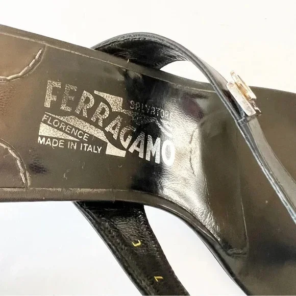 Salvatore Ferragamo Size 7C Black Leather Strappy Sandal Equestrian Hardware Y2K - Picture 7 of 14
